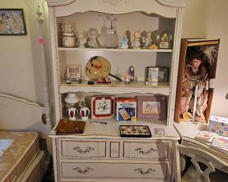 By Estate Sale Guy: Fun, Interesting, Eclectic Pocket-Greenhaven Estate Sale Entire House, Garage & Backyard Packed Full photo
